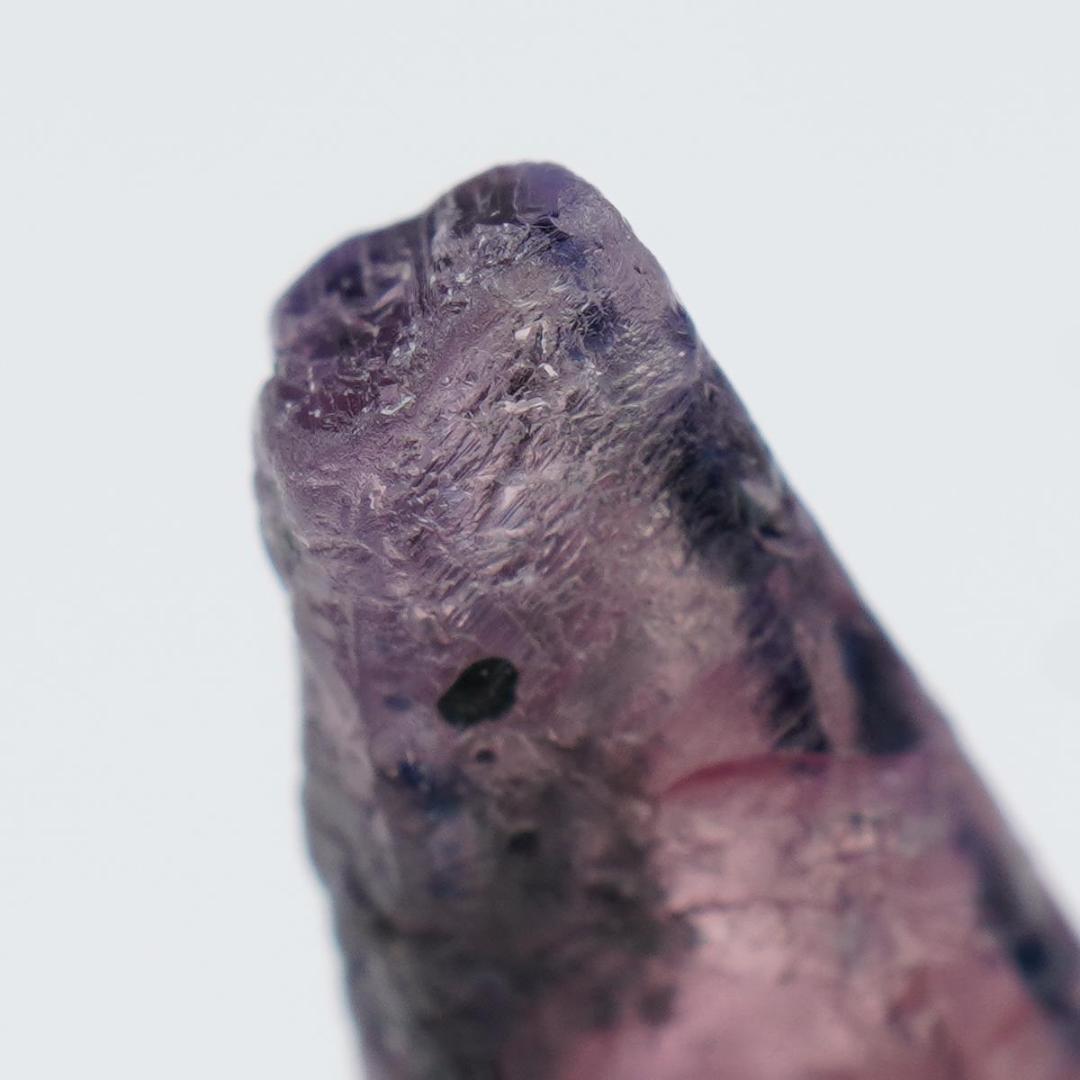 ウインザサファイア結晶　鉱物標本　原石　タンザニア産