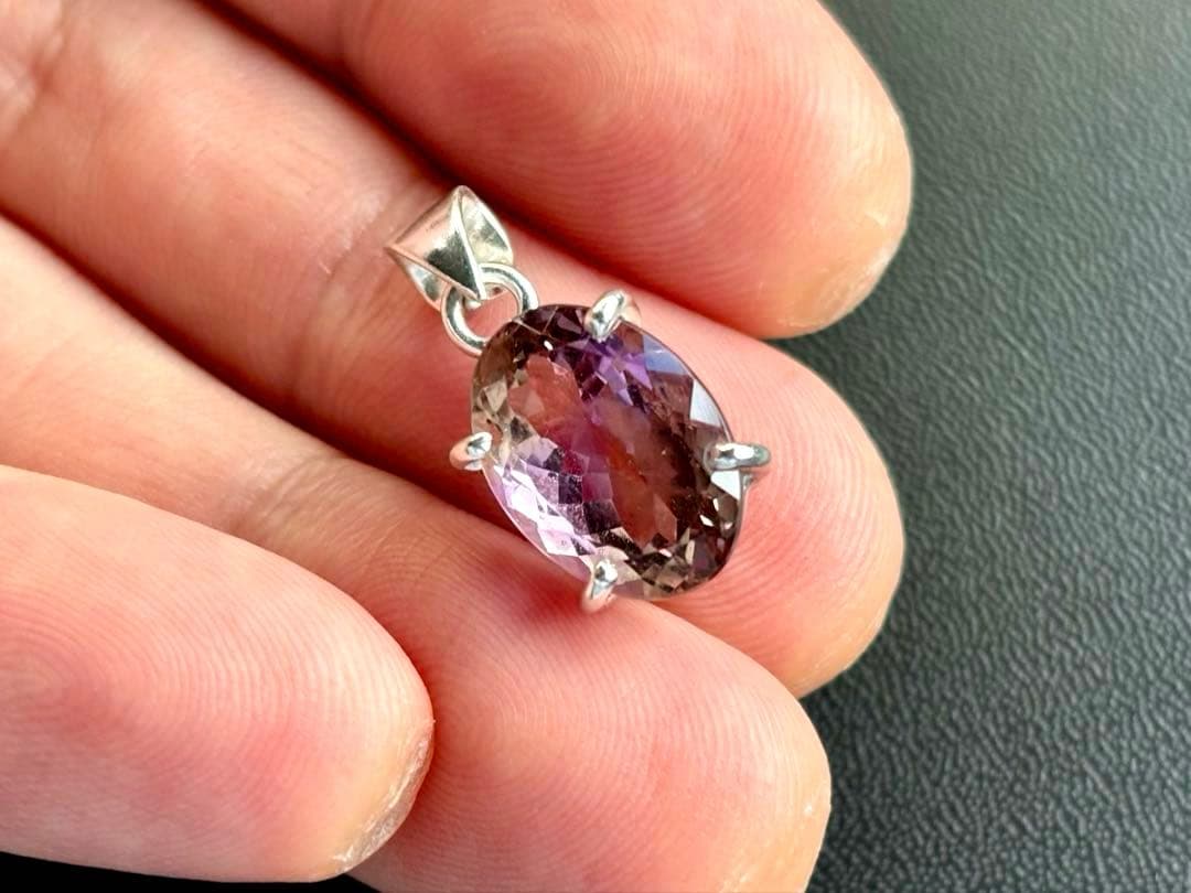 A-m　愛と光のクリスタル　幻のプレミアムナチュラルバイカラーアメトリン