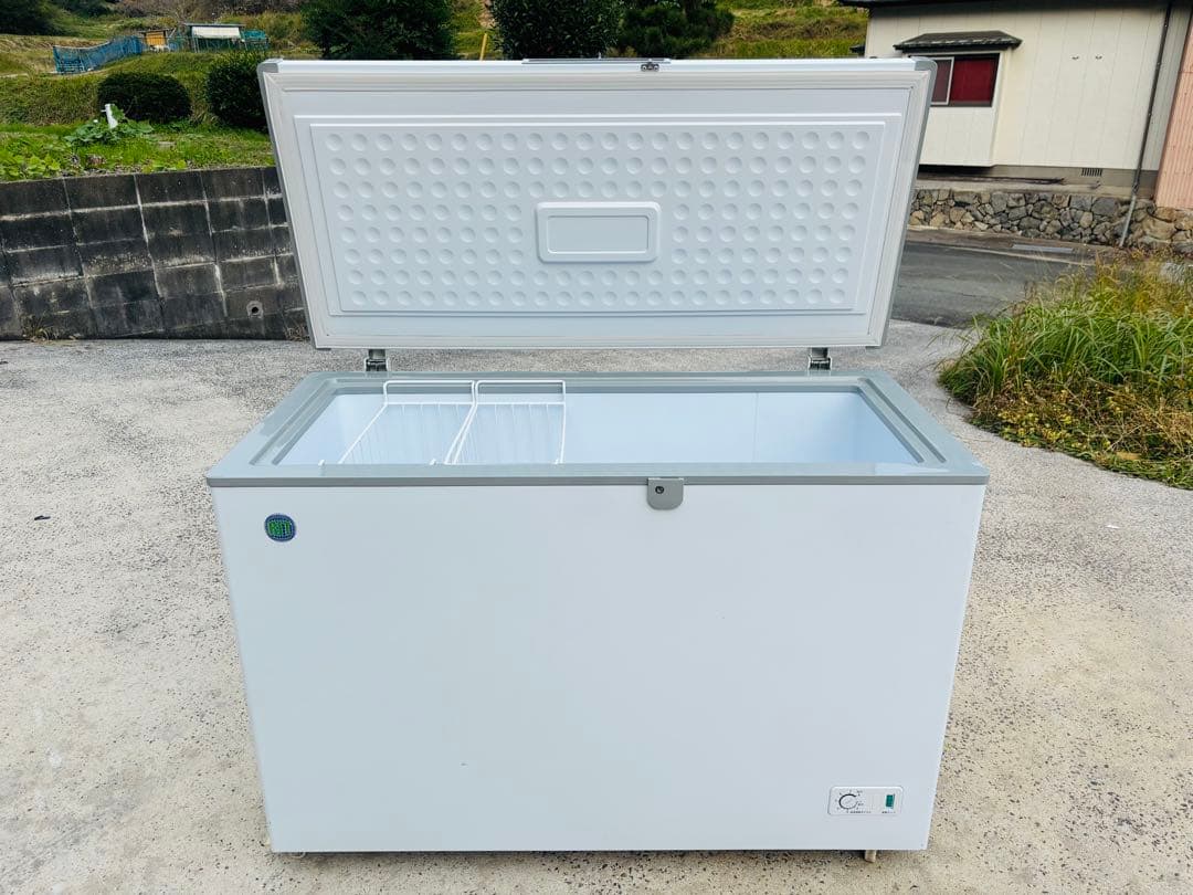 L90★JCM★2022年製 冷凍ストッカー 266L 業務用 中古品 上開き