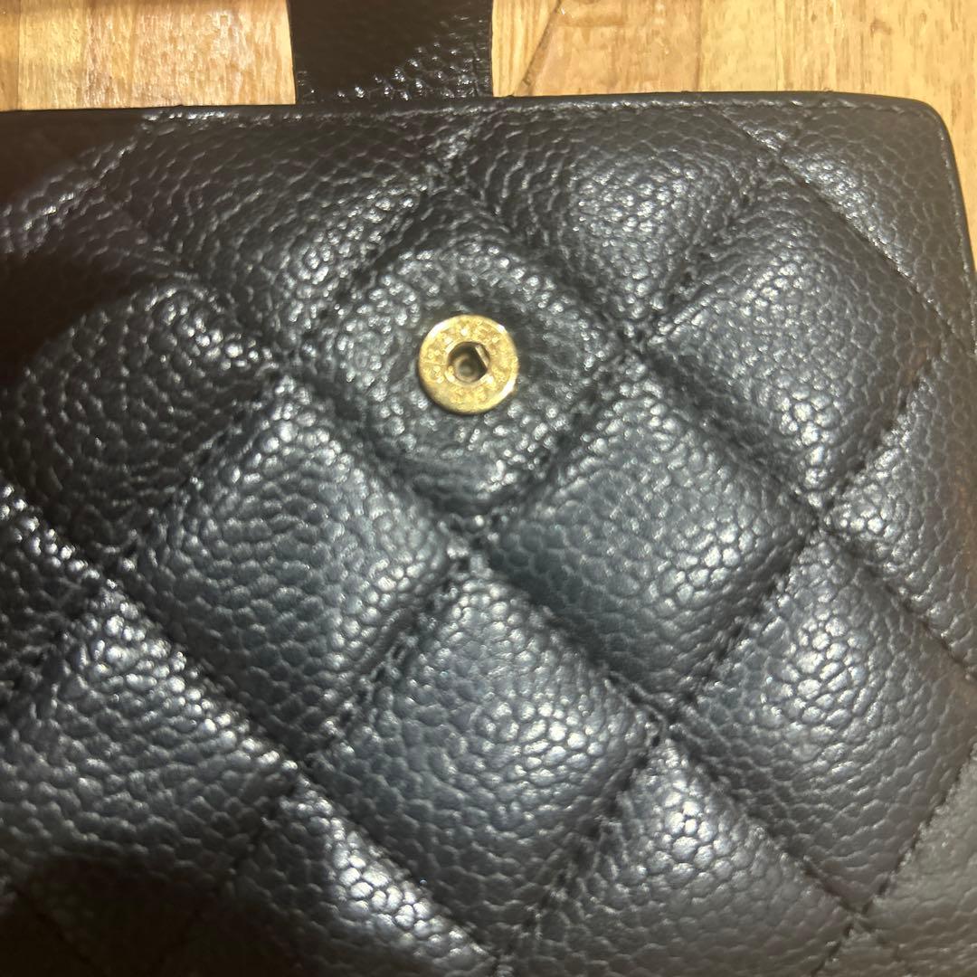 シャネル マトラッセ　キャビアスキン　財布