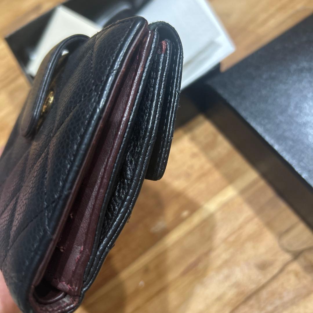シャネル マトラッセ　キャビアスキン　財布