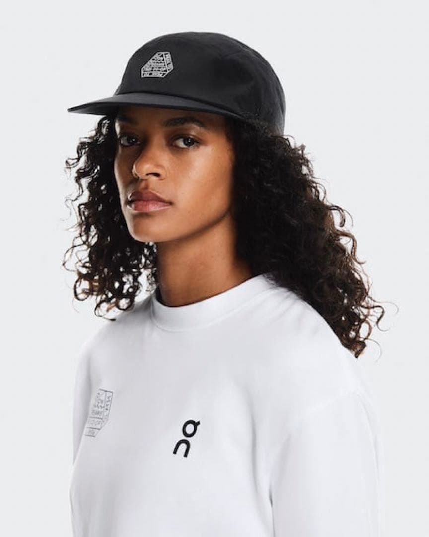 On × BEAMS × REI Performance Cap キャップ