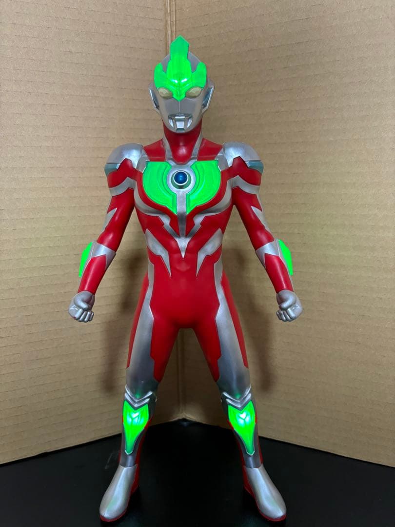 レア！BANDAI 超発光！DXウルトラマンギンガ　必殺技を光と音で！