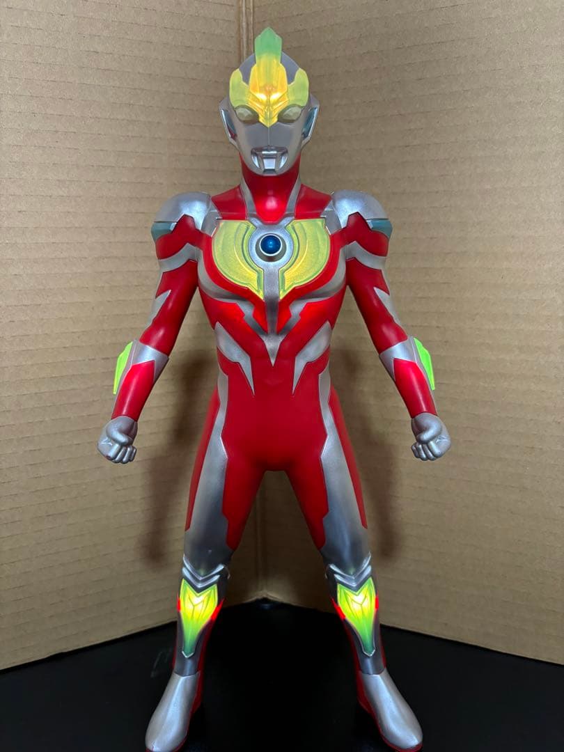 レア！BANDAI 超発光！DXウルトラマンギンガ　必殺技を光と音で！