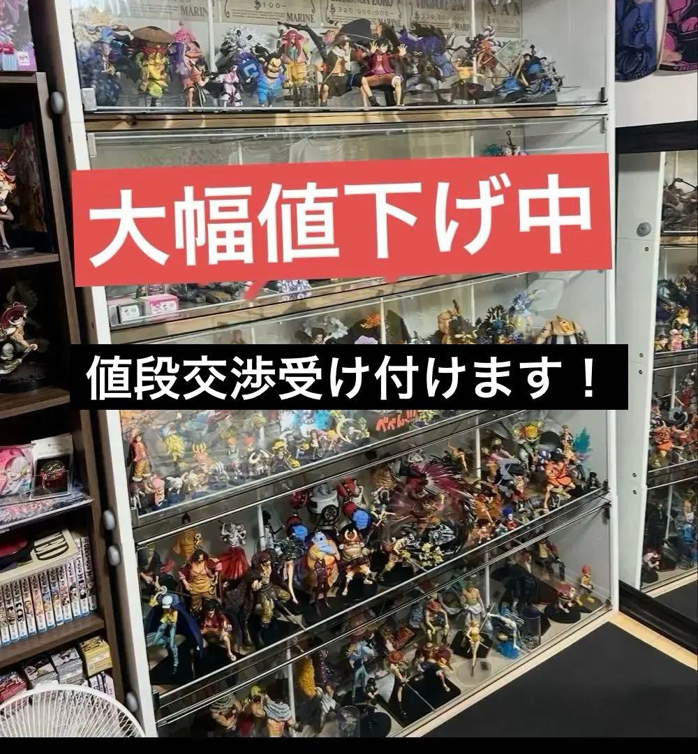 ワンピースフィギュアセット売り！　ショーケース付き
