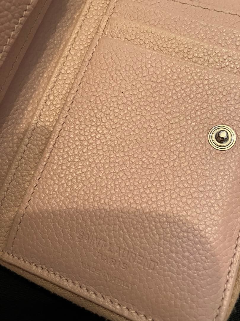 美品 SAINT LAURENT 二つ折り財布 ピンクレザー 年末限定セール！