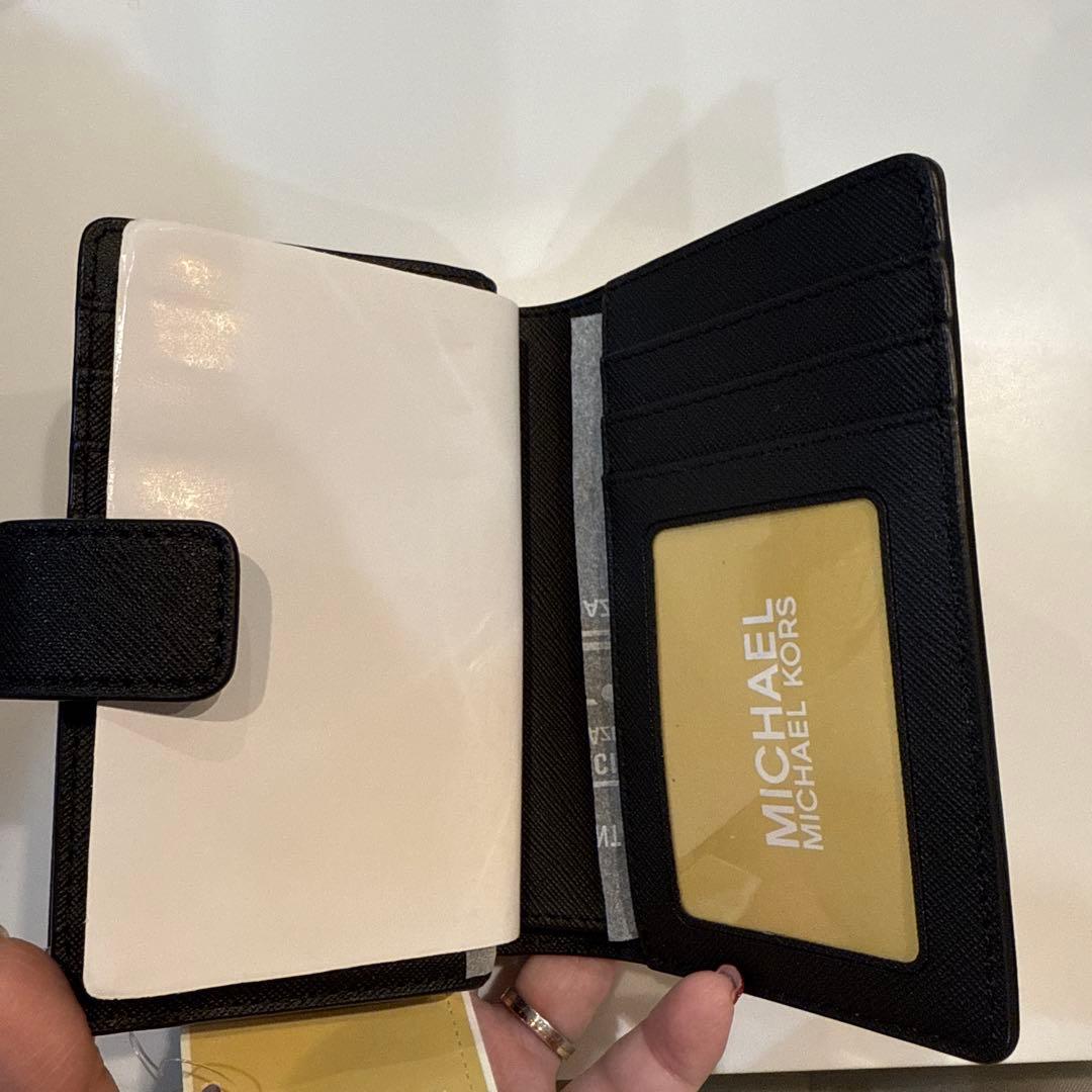 ★未使用★MICHEAL KORS 財布