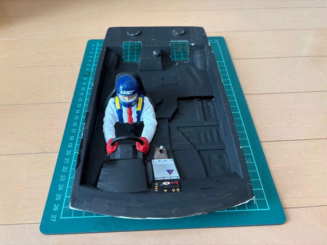 タミヤ TT-02 スカイラインGT-R R34