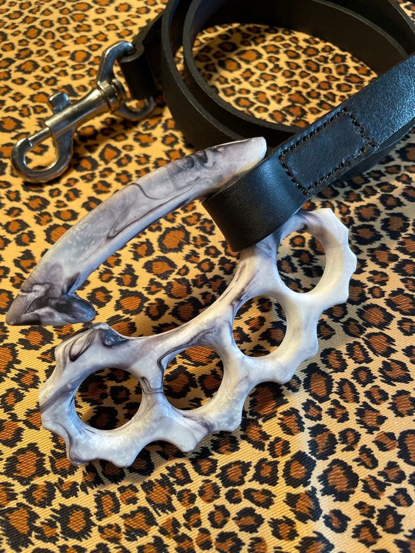 白黒　ナックル　ドッグ　リード　本革