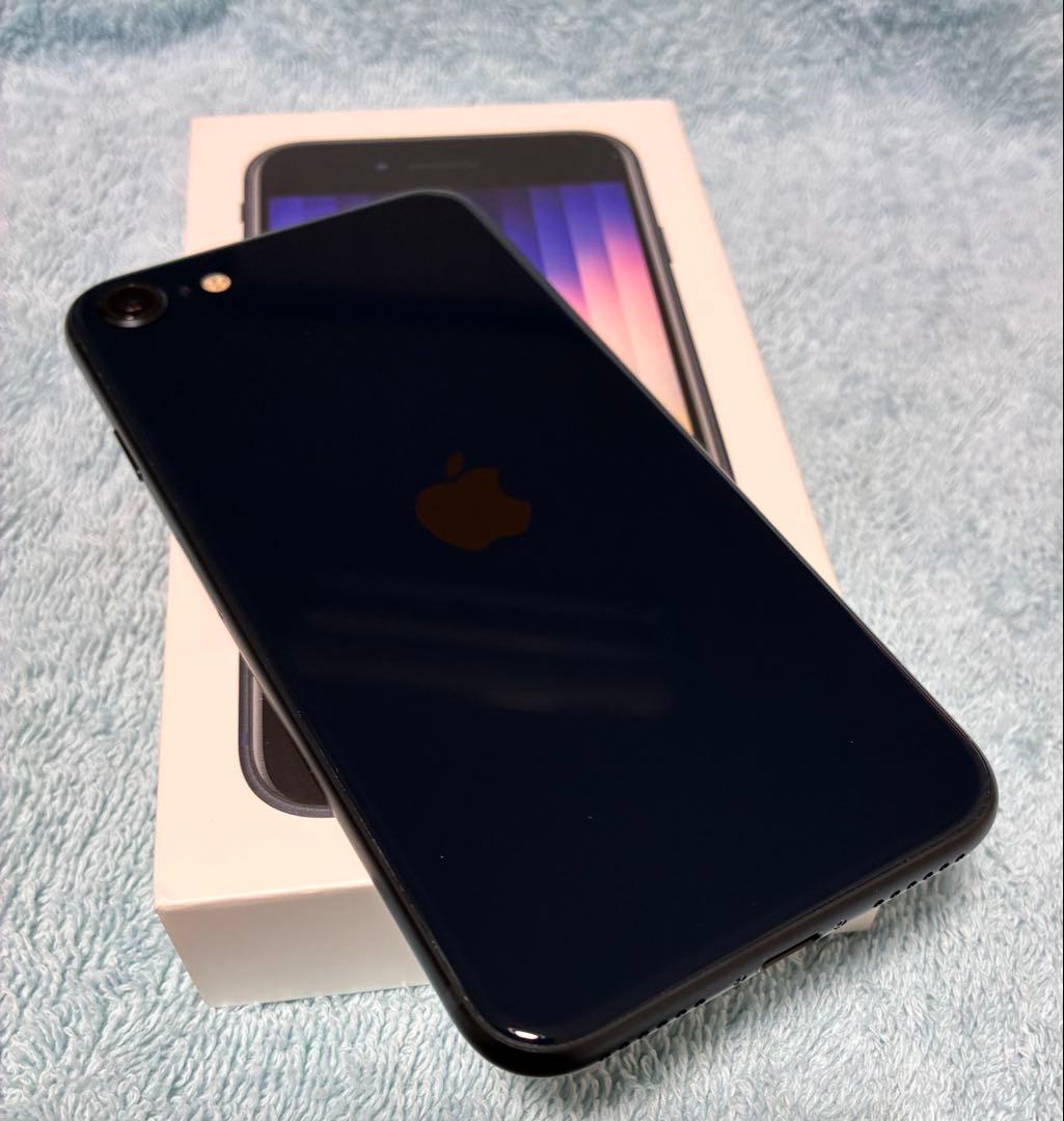 iPhone SE3 黒 電池100% 64GB
