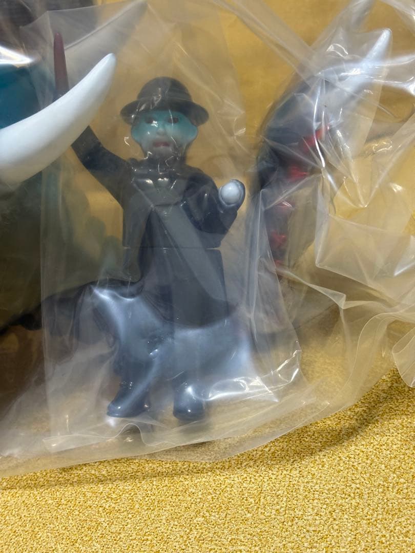 ブラックエンド ミニ・ブラック指令 MAT メディコムトイMEDICOM TOY