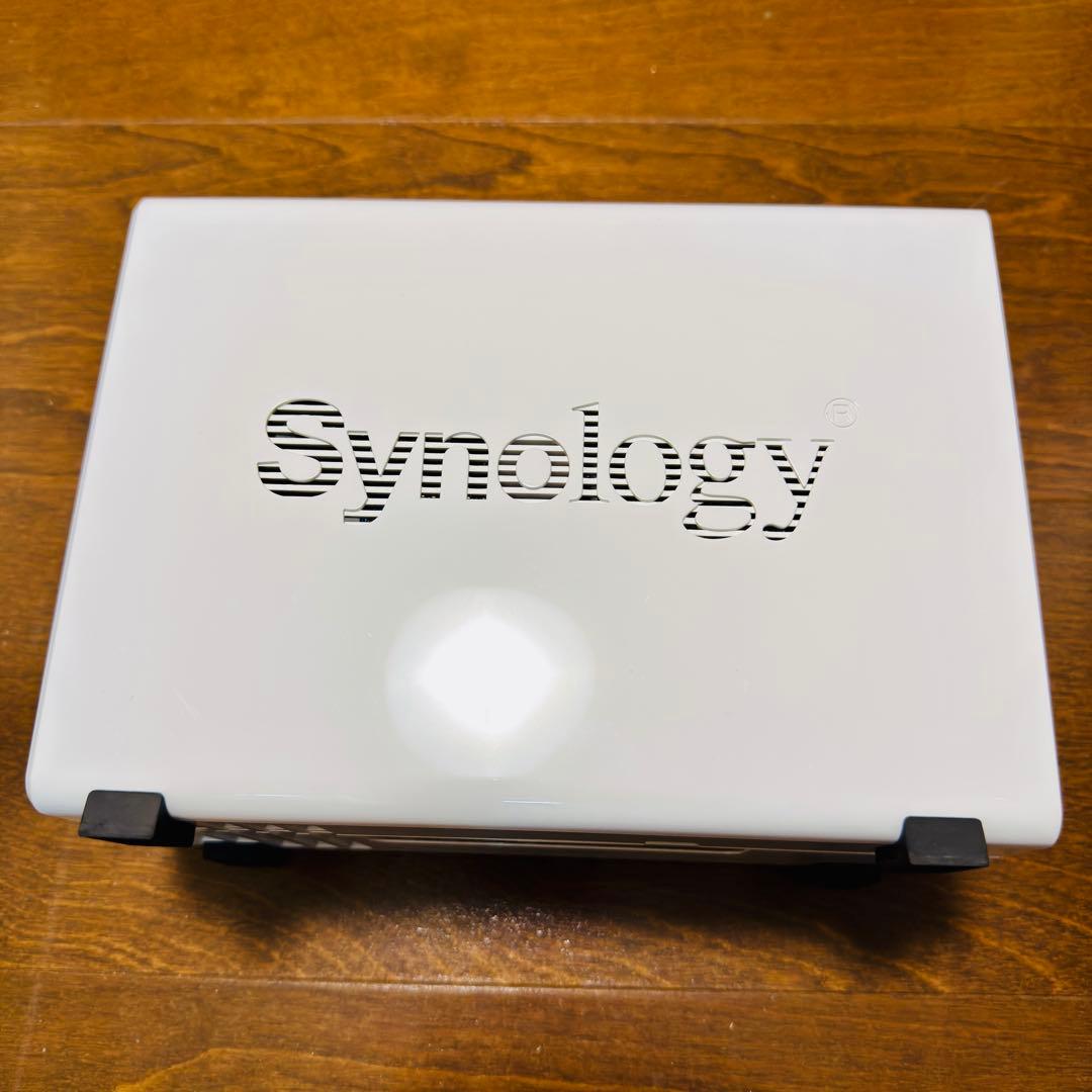 外付けハードディスク・ドライブ Synology DS223J + WD Red 2TB(7760h)