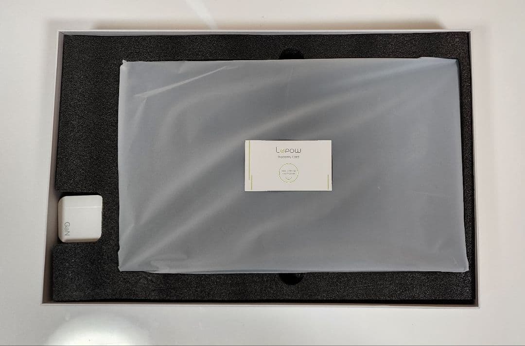 超軽量ポータブル2Kデュアルモニター