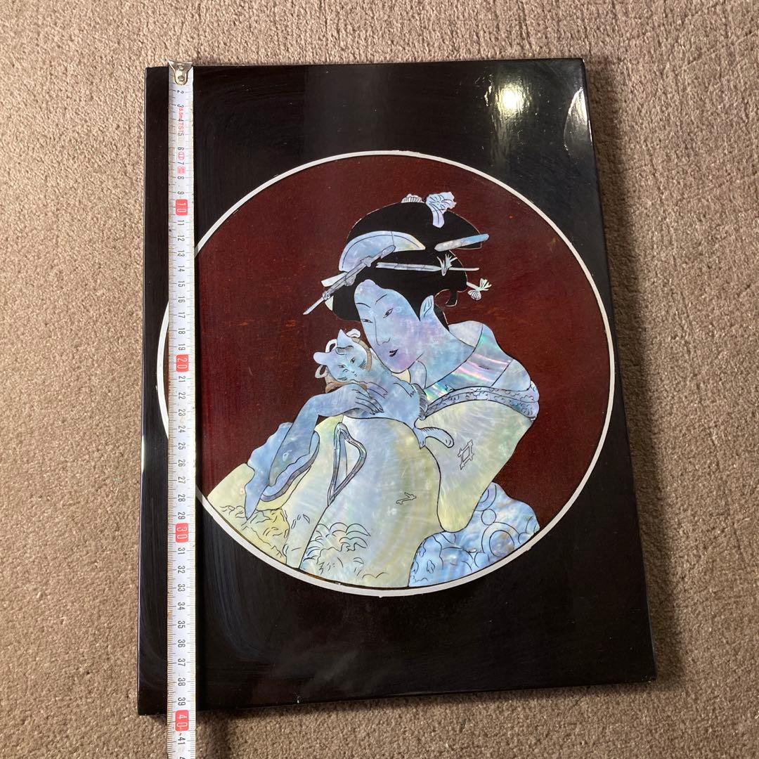 希少 螺鈿 猫を抱いた女性 美人画 浮世絵 天然木 漆器 古画 アンティーク