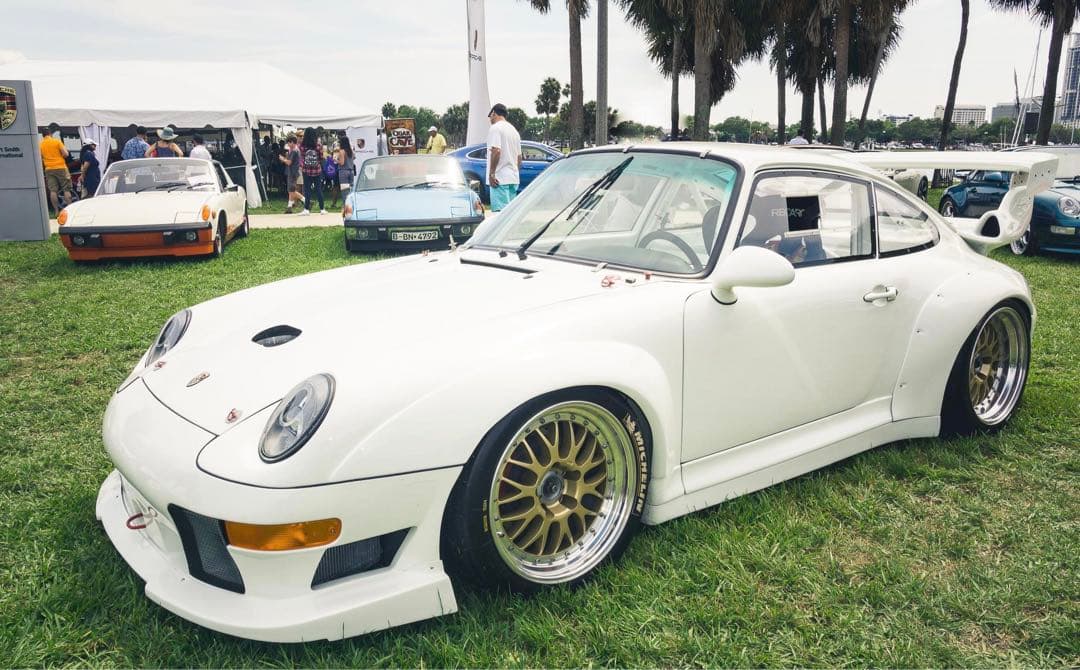 1/18 UT ポルシェ 911 (993) GT2 Evo Porsche