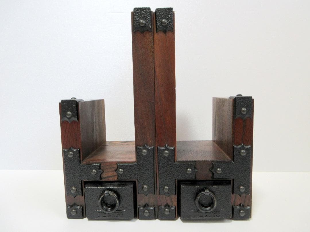 木製 重厚ブックエンド 欅 / 仙台箪笥意匠