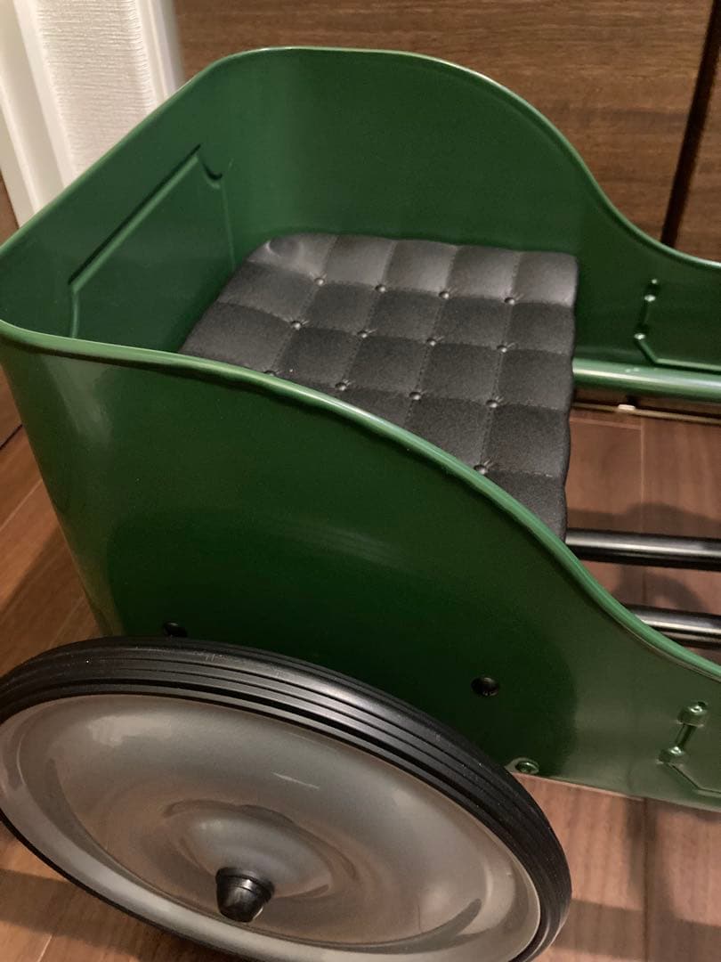 Baghera バゲーラ クラシック ペダルカー 乗用玩具