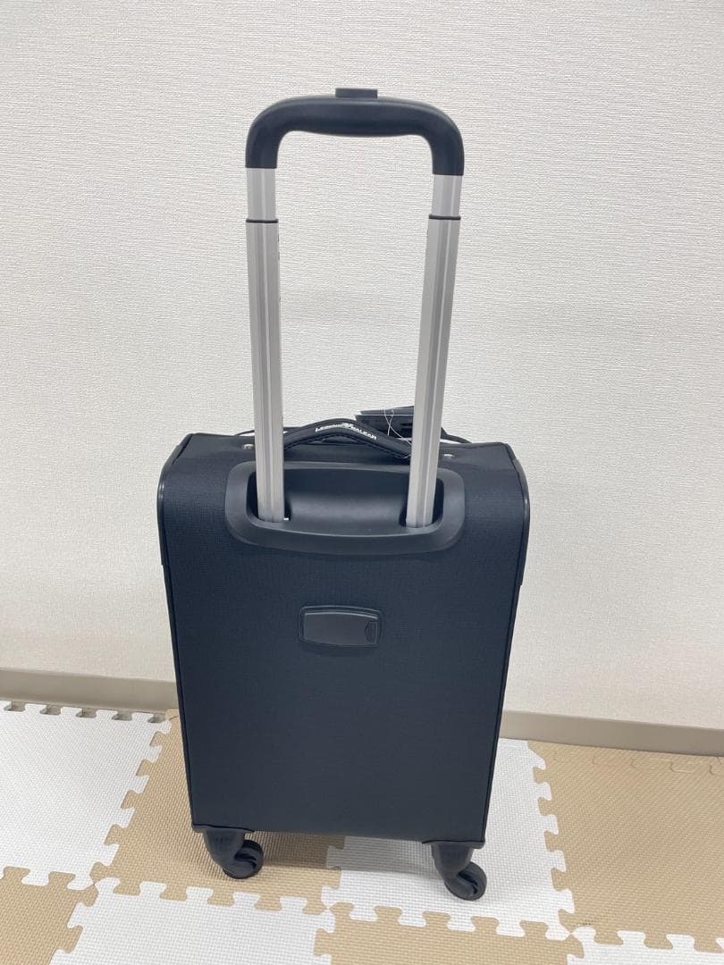 【軽量・便利な前ポケット付き！】LEGEND WALKER ソフトケース Ｓ