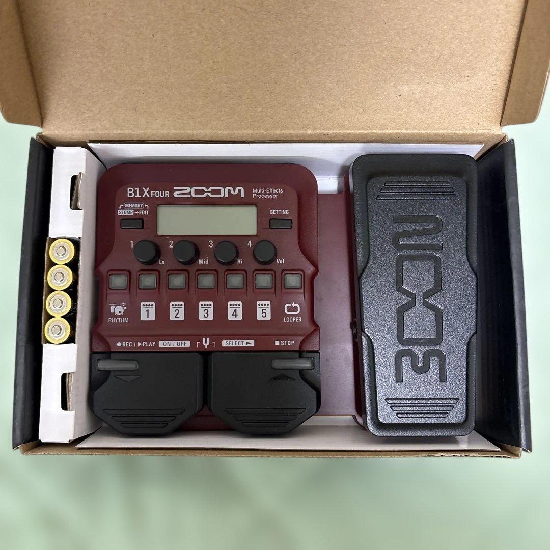 美品ZOOM B1X FOUR マルチエフェクター本体