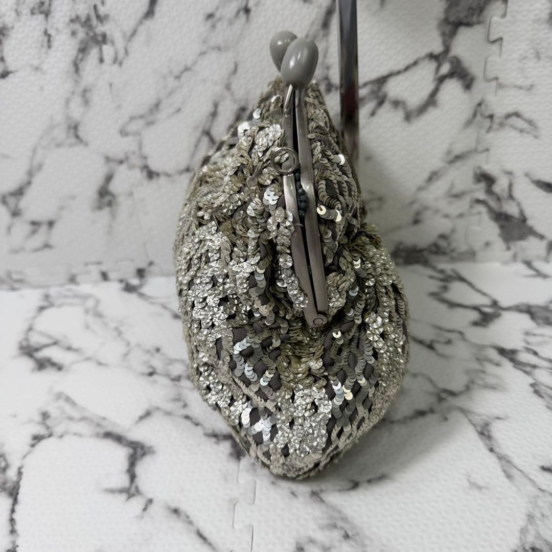 【未使用タグ付き】ジャマンピュエッシュ　パーティバッグ　スパンコール刺繍　がま口