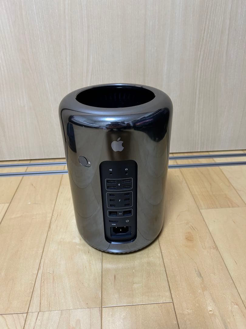 Apple Mac Pro ブラック 電源ケーブル付き