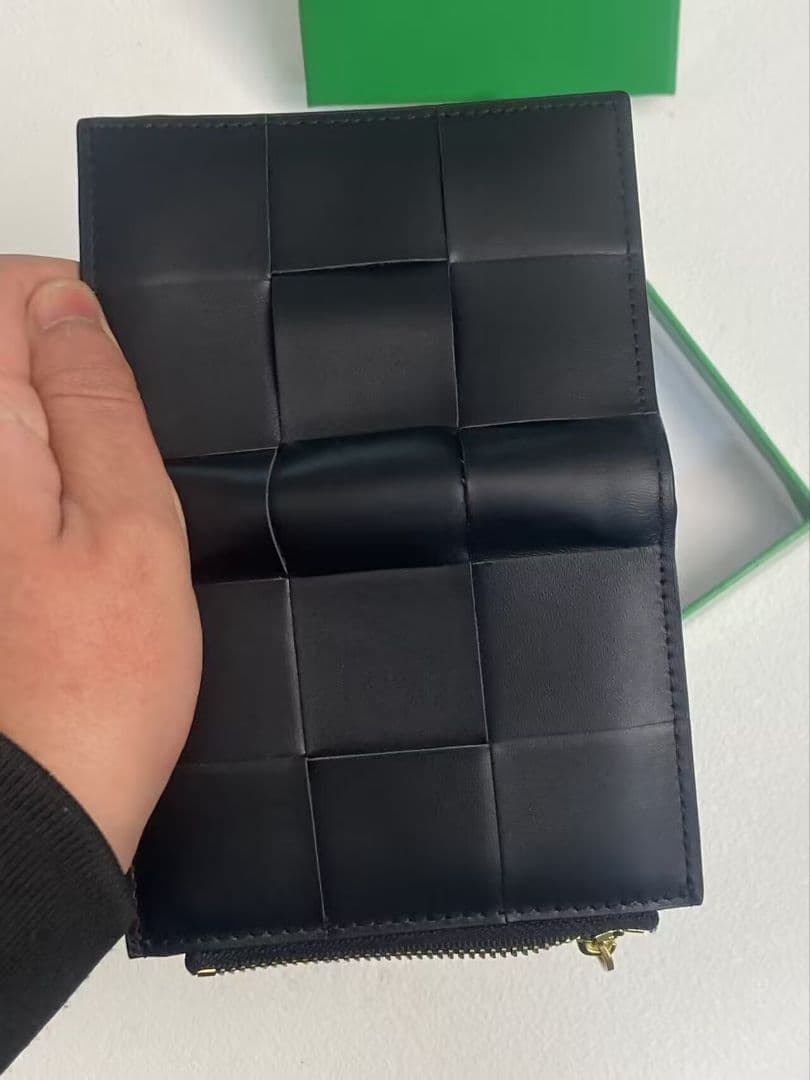 BOTTEGA VENETA ブラック 二つ折り財布