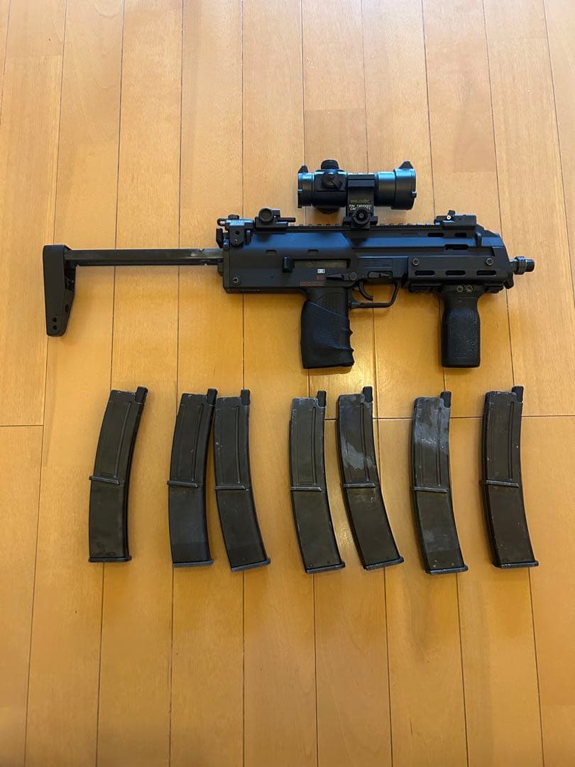 東京マルイ　MP7 ガスガン　マガジン7本