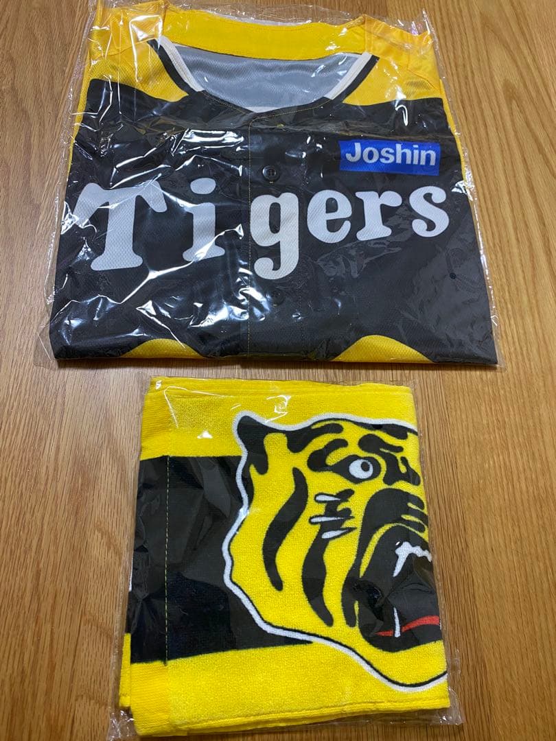 阪神甲子園球場 100周年記念ミニチュアジオラマ＆ パーカーLサイズ+オマケ付き