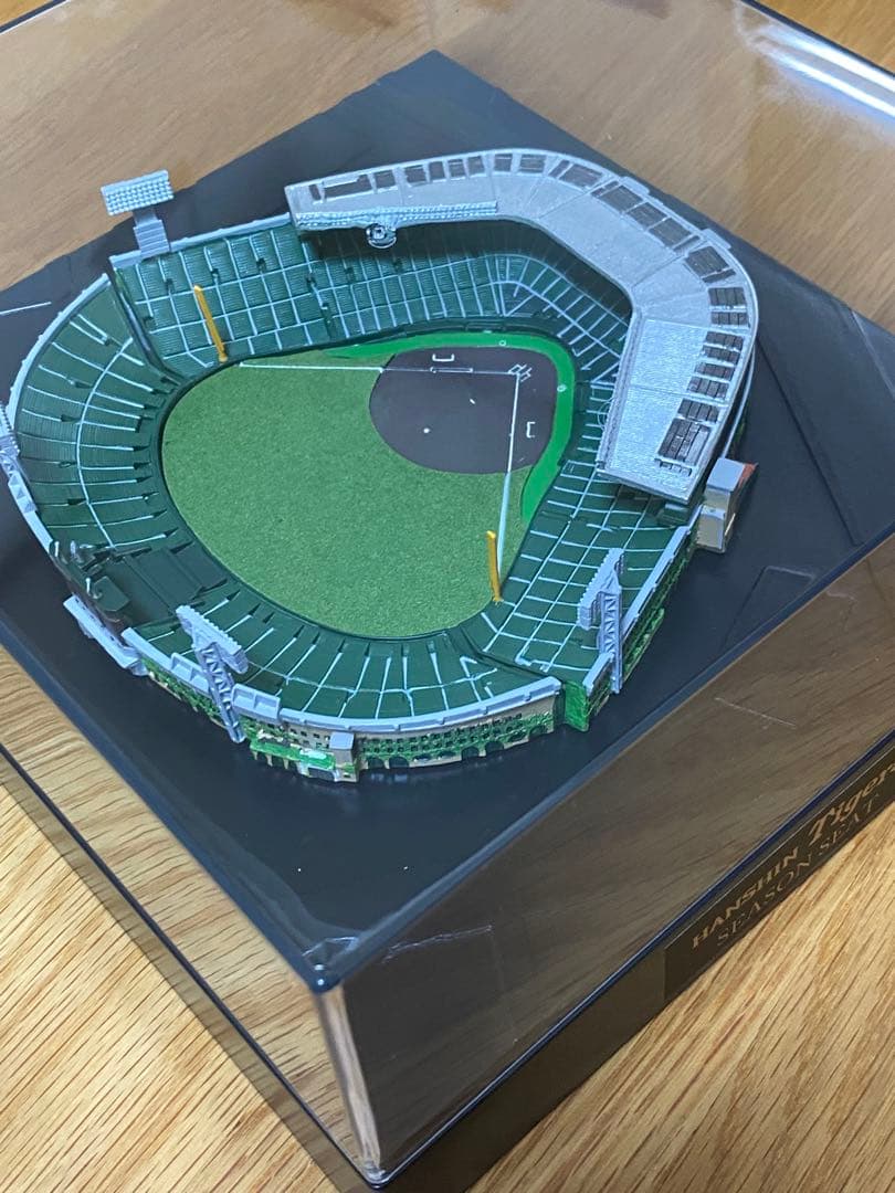 阪神甲子園球場 100周年記念ミニチュアジオラマ＆ パーカーLサイズ+オマケ付き