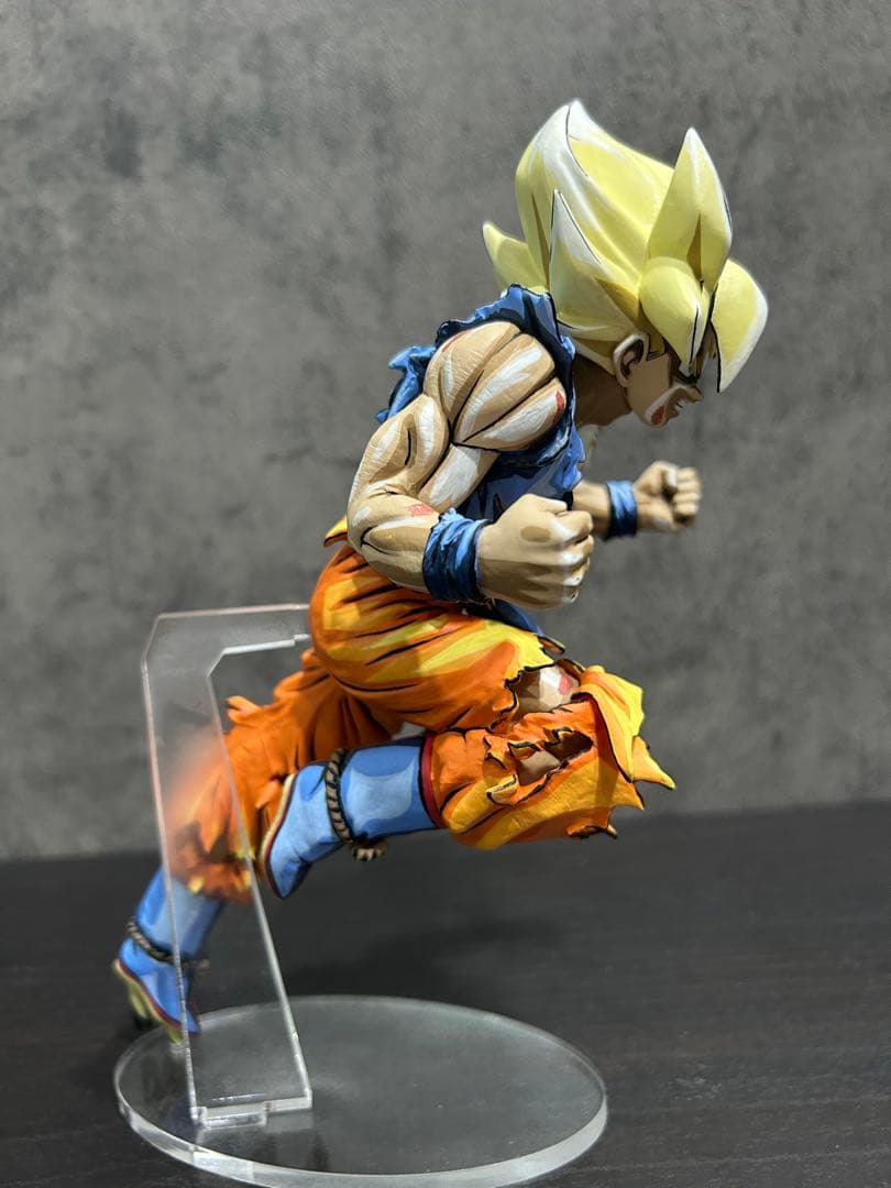 ジャンプ50周年　リペイント　孫悟空　ドラゴンボール　フィギュア　一番くじ