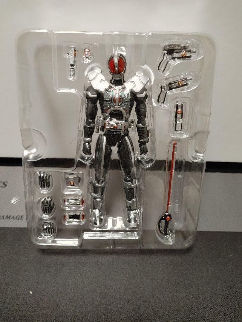 S.H.Figuarts 仮面ライダーファイズ　アクセルフォーム