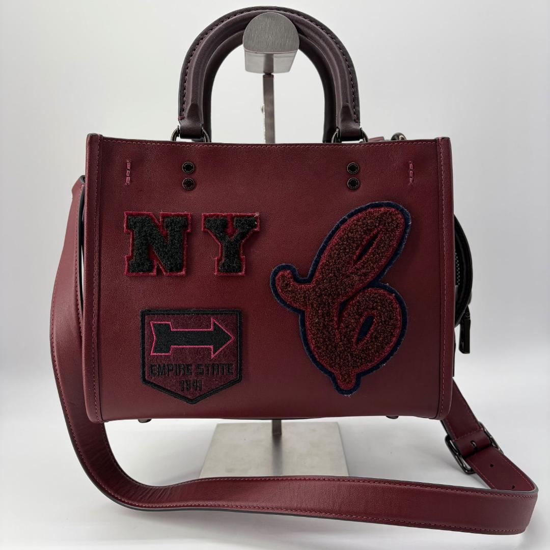 16445✨新品タグ付き✨COACH ローグ25 ヴァーシティ パッチ 2way