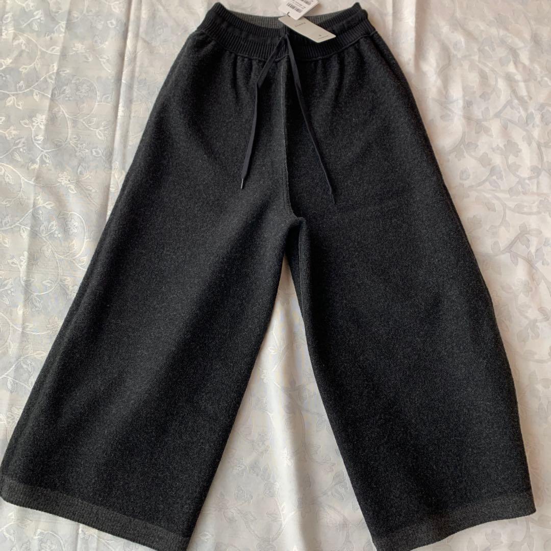新品未使用佐藤繊維イイネス ウールリバーシブルワイドパンツ