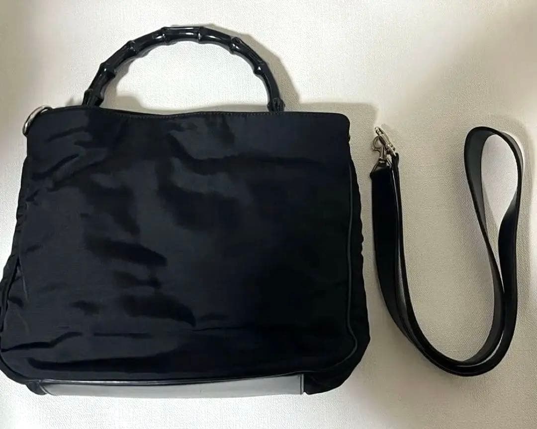 GUCCI 黒　バンブーハンドル　2WAY ハンドバッグ　ショルダーバッグ　美品