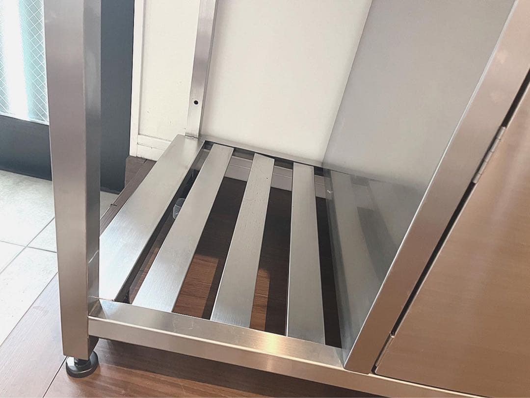 特注オーダー　ステンレス製　水槽台