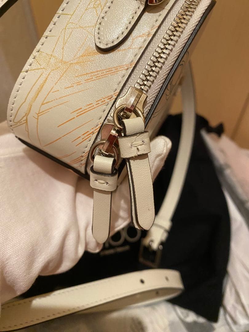 JIMMY CHOO×セーラームーン フォンケース