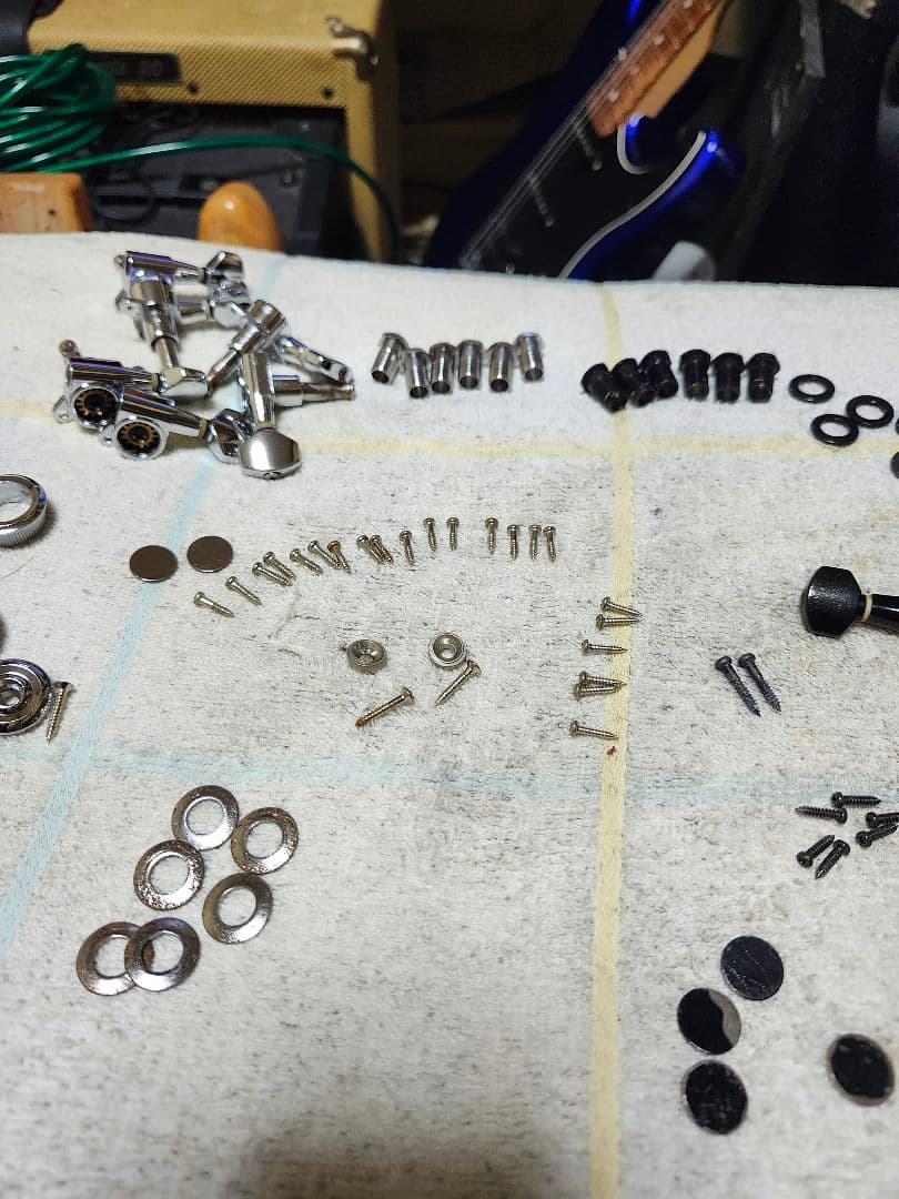 G.W最終セール！！分解洗浄整備調整済みVintage ストラトキャスタータイプ