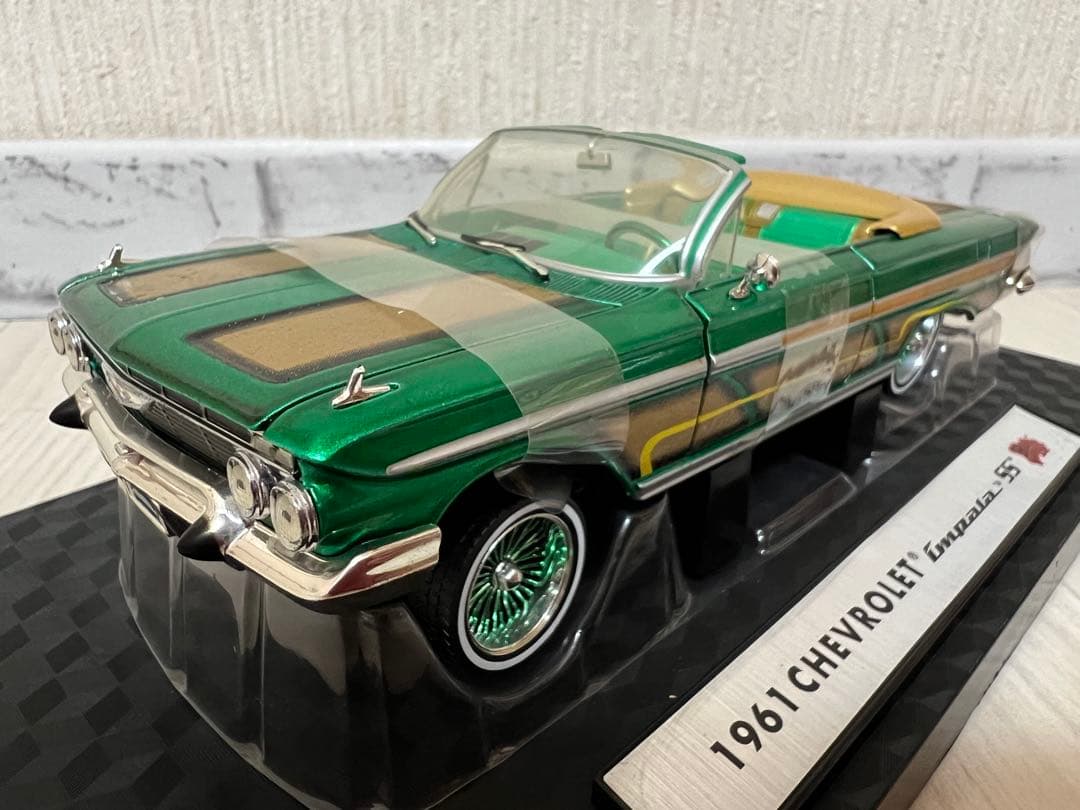 【廃番】LOWBEACH 1961CHEVROLET impala conv