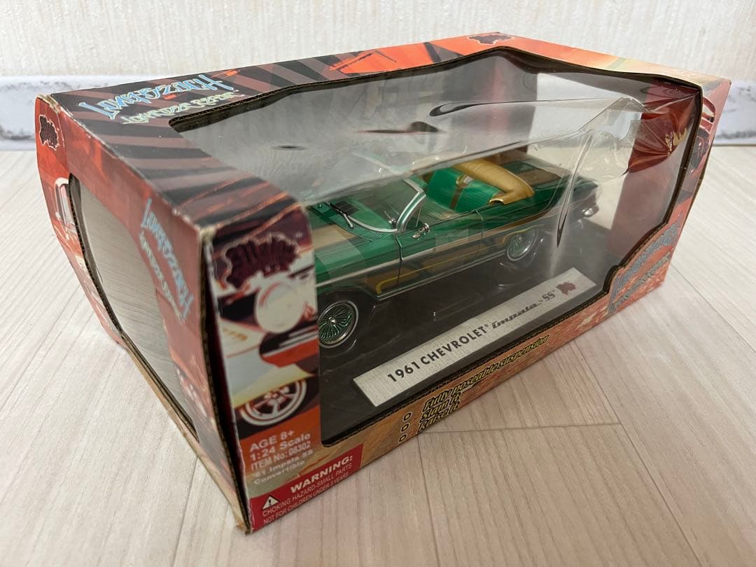 【廃番】LOWBEACH 1961CHEVROLET impala conv