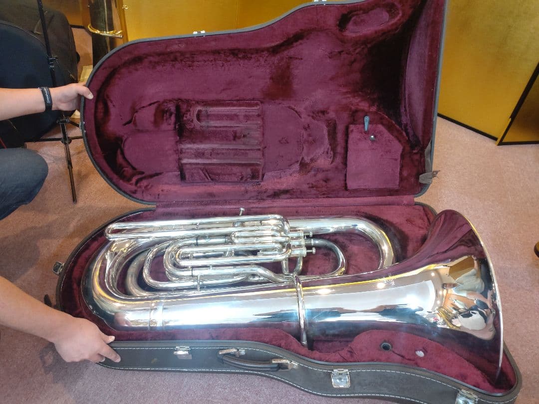 BESSON 700 チューバ シルバー ケース付き