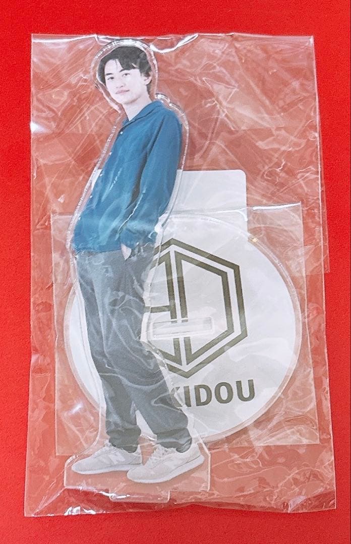 【新品！】バキ童チャンネル　春とヒコーキ　ぐんぴぃ　土岡哲朗　アクリルスタンド