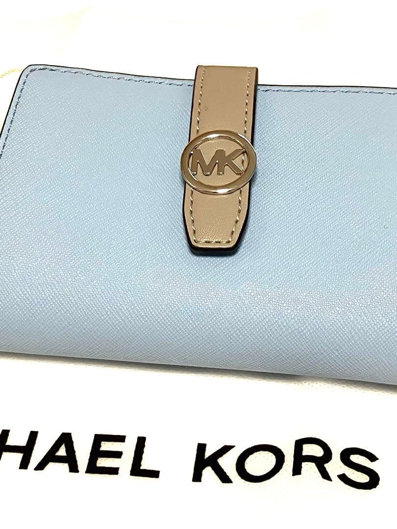 【新品タグ付き】 MICHAEL KORS マイケルコース 二つ折り財布 ブルー