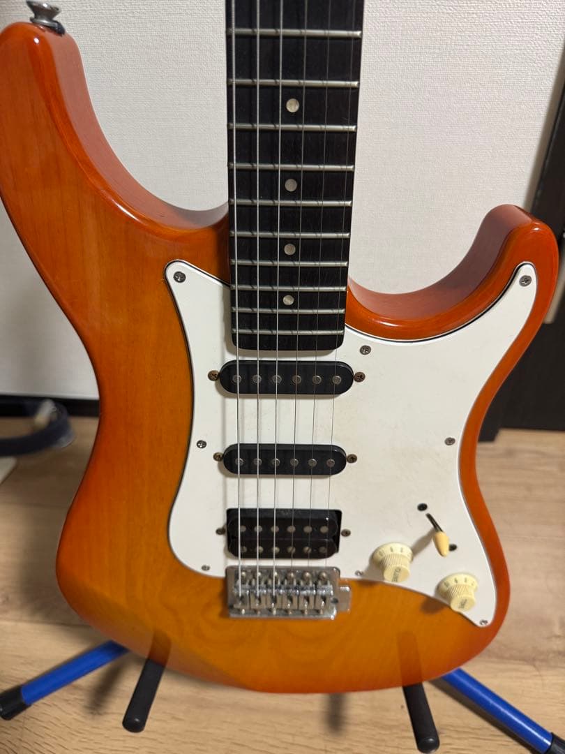 ギター Yamaha YGS 112P