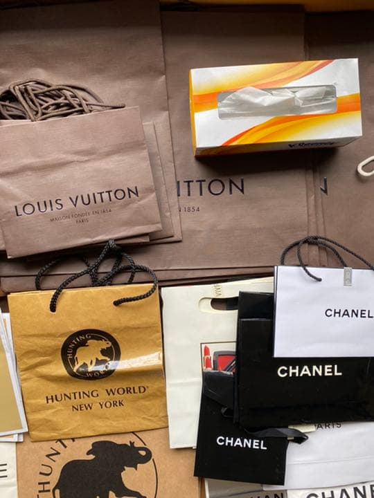 #ルイ　ヴィトン ティフアニー シャネル 等 ブランド 紙袋 130枚セット