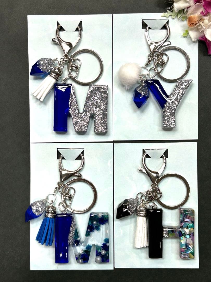 かこ　イニシャルキーホルダー　ドライフラワー　レジンチャーム　14点