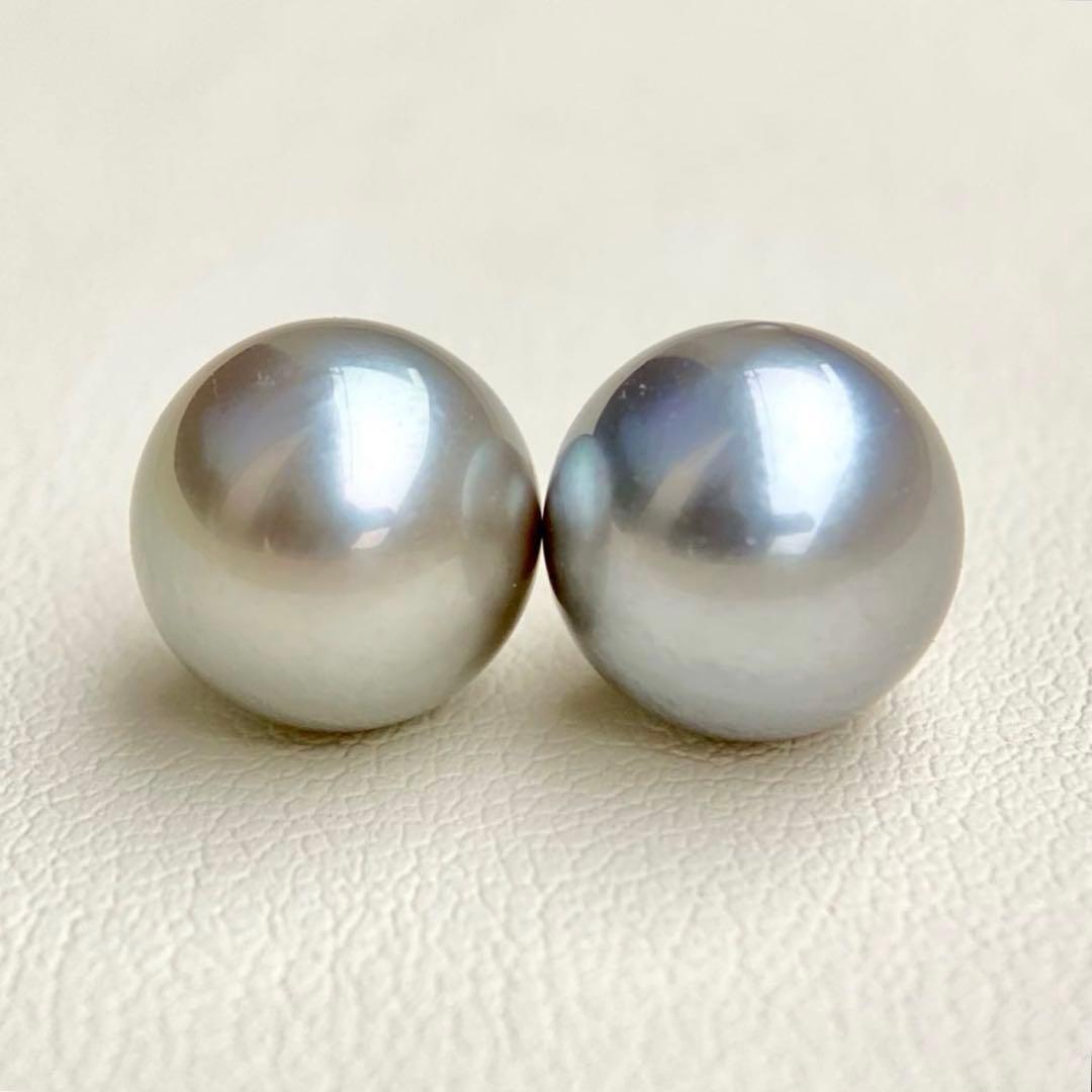 本真珠南洋黒蝶真珠　グレー系10.1㍉s925直結ピアスBL911