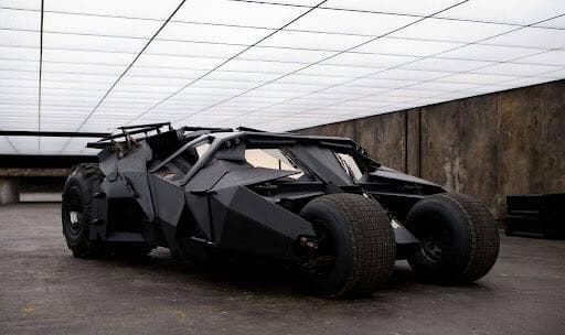 マテル　ホットウィール　1/18スケール　ダークナイト　バットモービル