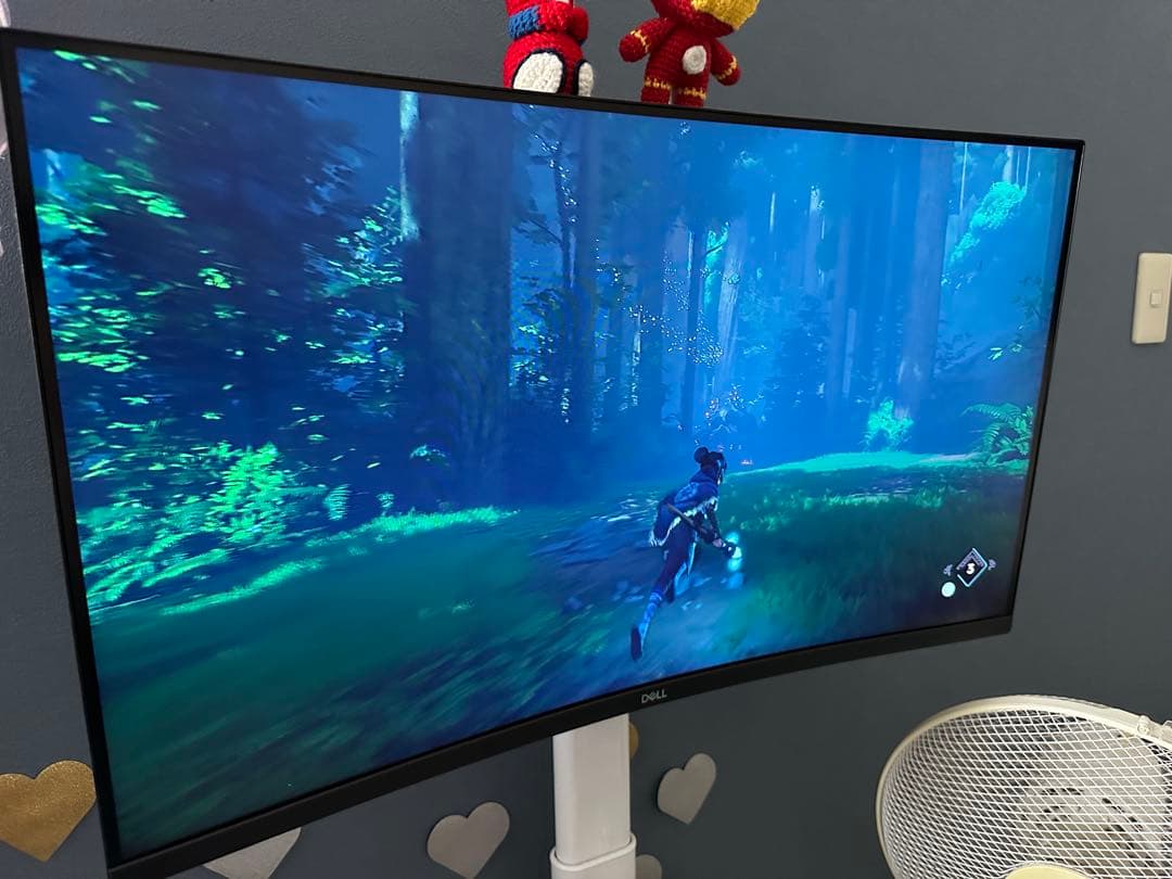 Dell S3222HG 31.5インチ 曲面