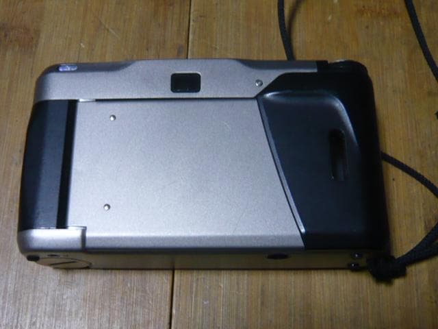 CONTAX T2　チタンクローム　動作品　並上