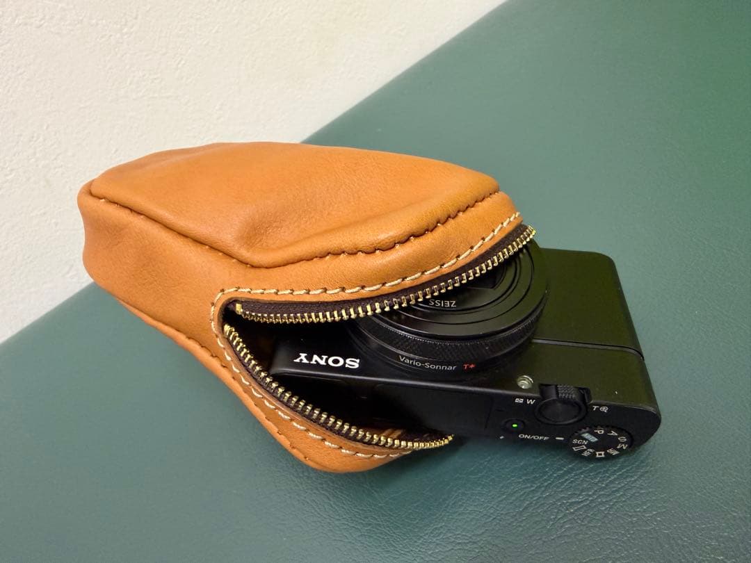 ヘルツ HERZ レザーポーチ タバコ・コンデジケース gr3 gr4